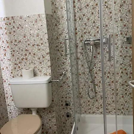 Haus Atlantic Lägenhet Leukerbad